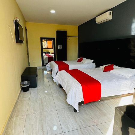 Hotel Villa Pralaya 休特佩克 外观 照片