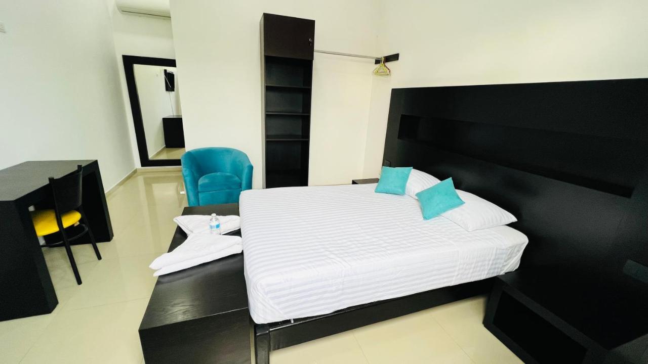 Hotel Villa Pralaya 休特佩克 外观 照片