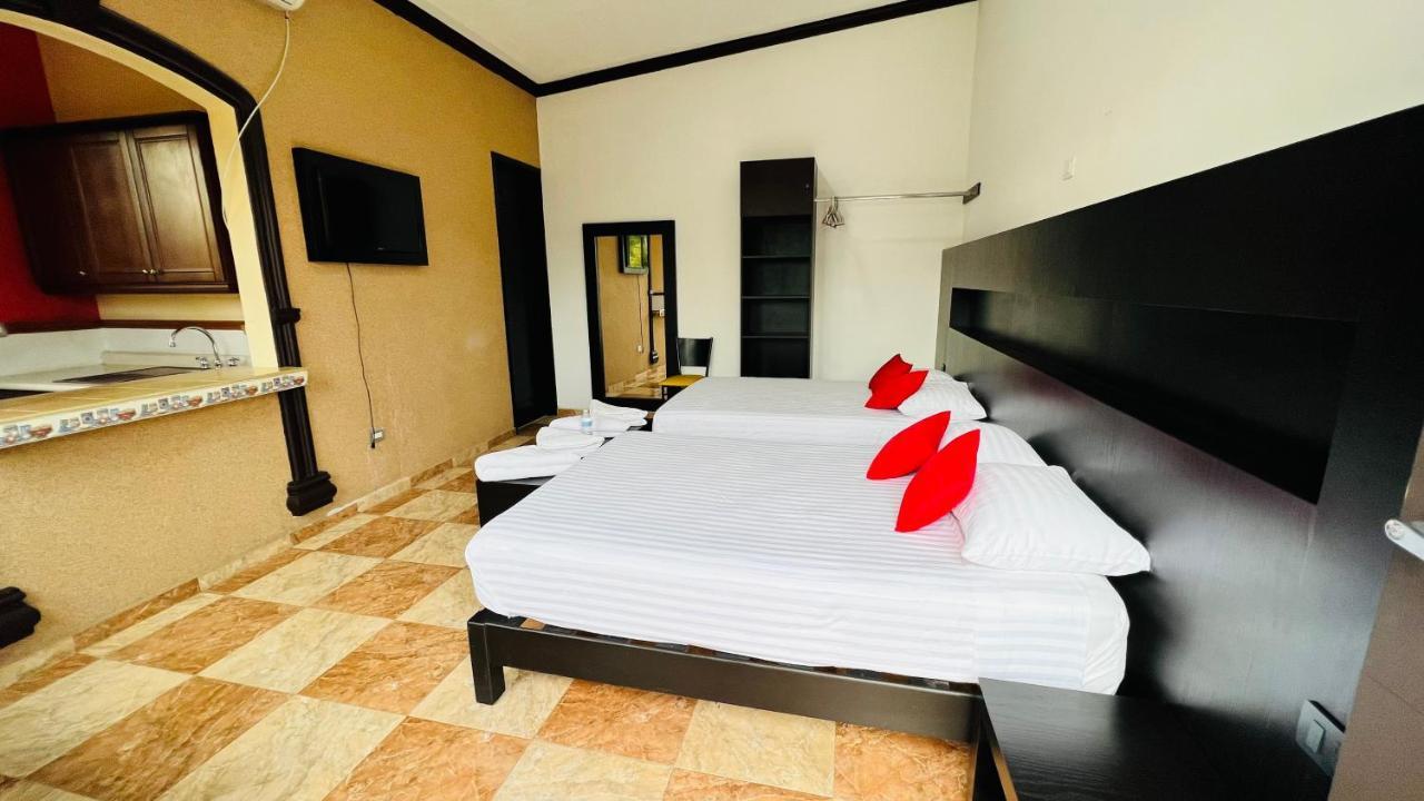 Hotel Villa Pralaya 休特佩克 外观 照片