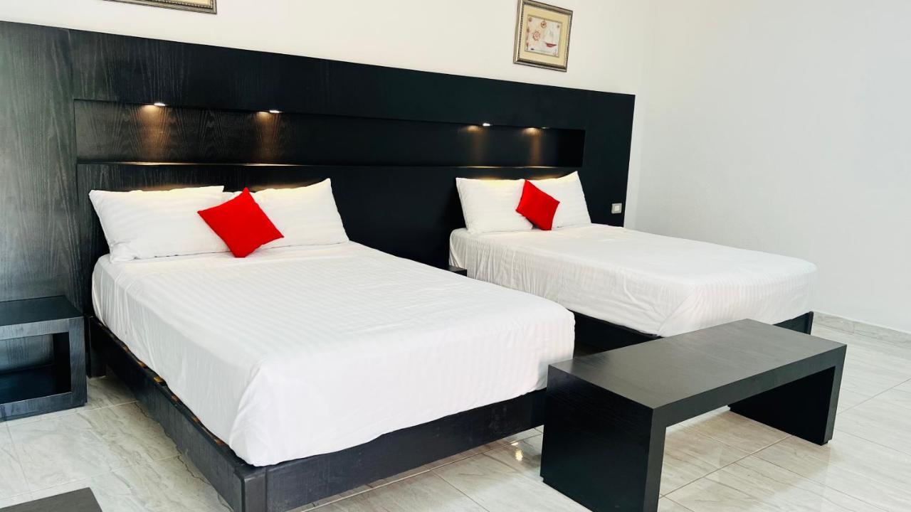 Hotel Villa Pralaya 休特佩克 外观 照片