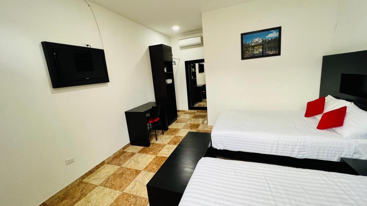 Hotel Villa Pralaya 休特佩克 外观 照片