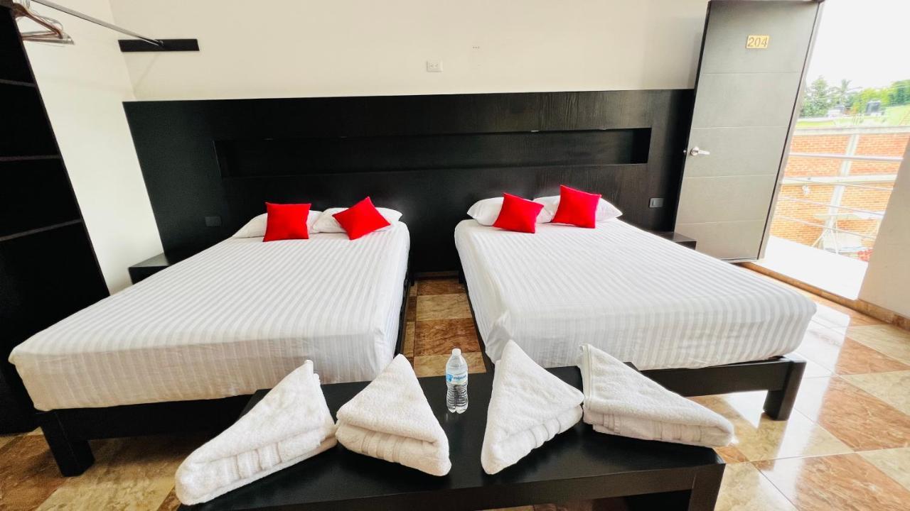 Hotel Villa Pralaya 休特佩克 外观 照片