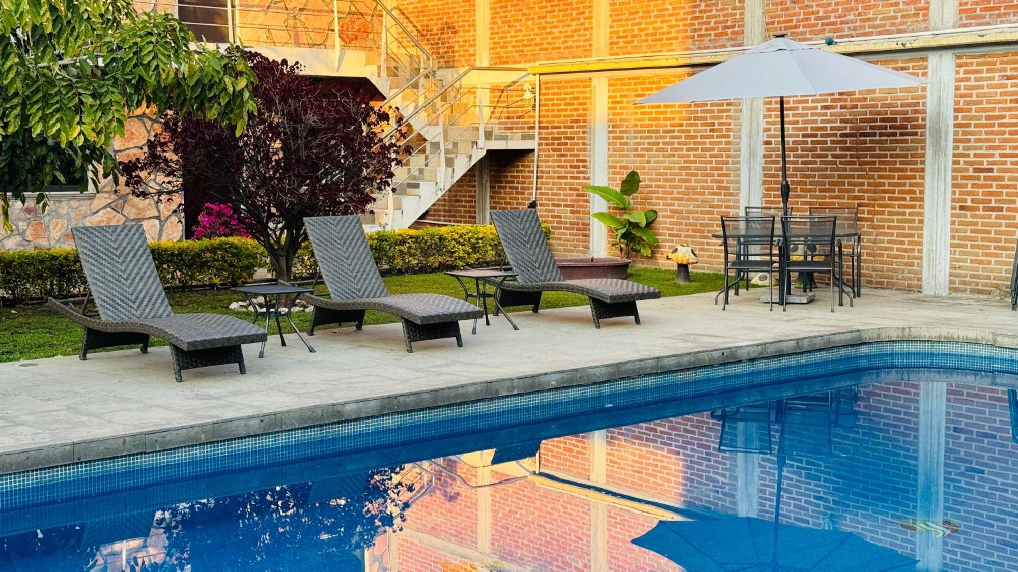 Hotel Villa Pralaya 休特佩克 外观 照片